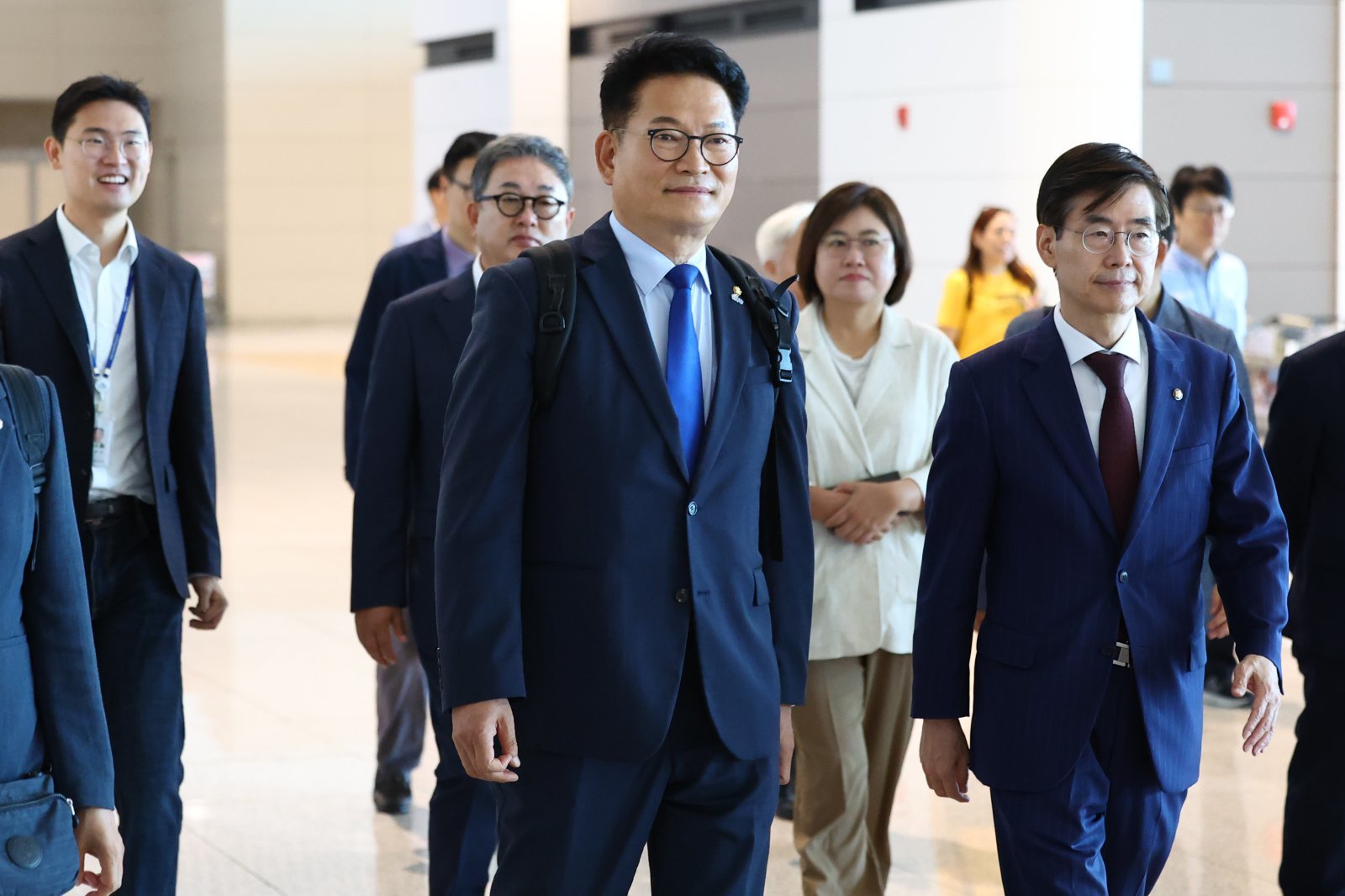 방미 후 귀국하는 송영길…與 당권경쟁 3파전 본격화