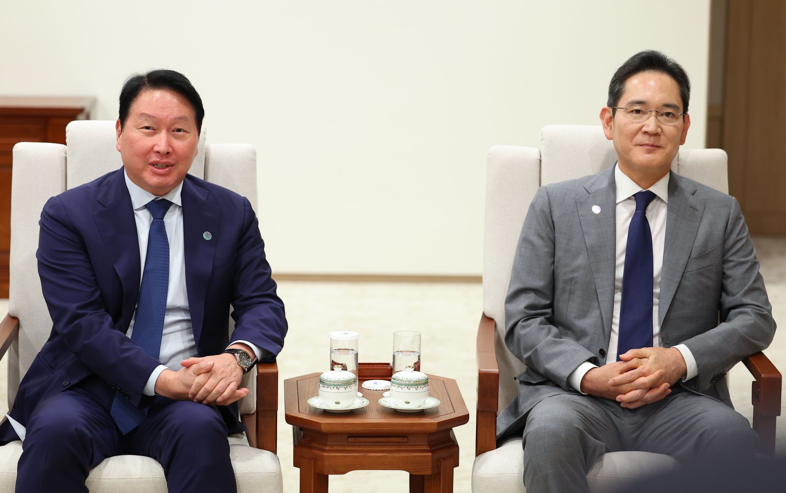 靑 “29일 ‘3대 메가 프로젝트 국민보고회’에 이재용·최태원 참석”
