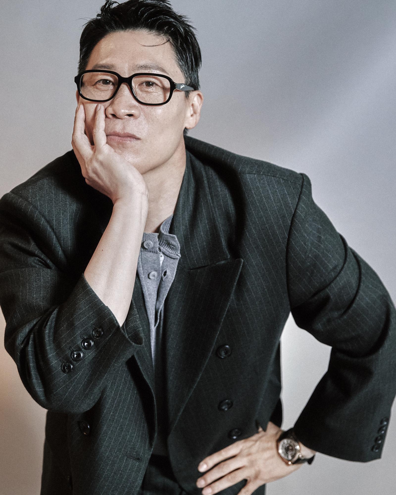 “발가락을 입에? 보통의 선후배 사이라면 힘들죠”