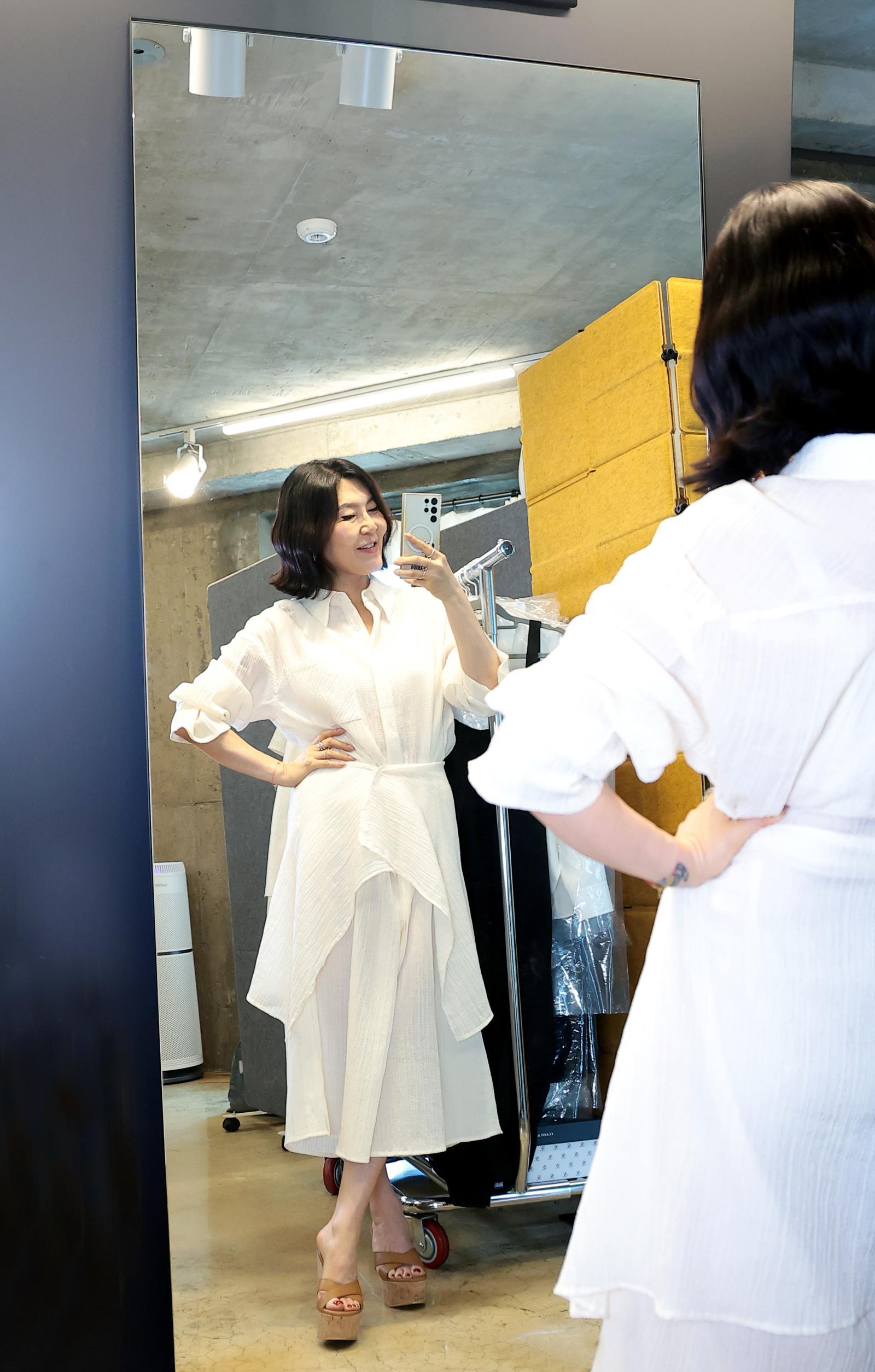 스타일리스트 한혜연이 뉴스1과의 인터뷰에서 포즈를 취하고 있다. 뉴스1