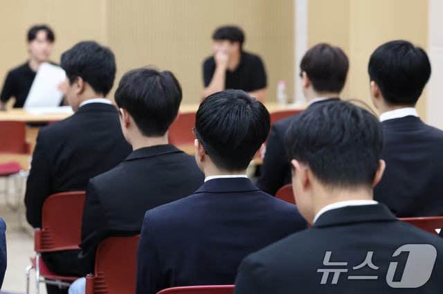하반기 구직자 평균 스펙은…학점 3.5 이상·토익 800점대