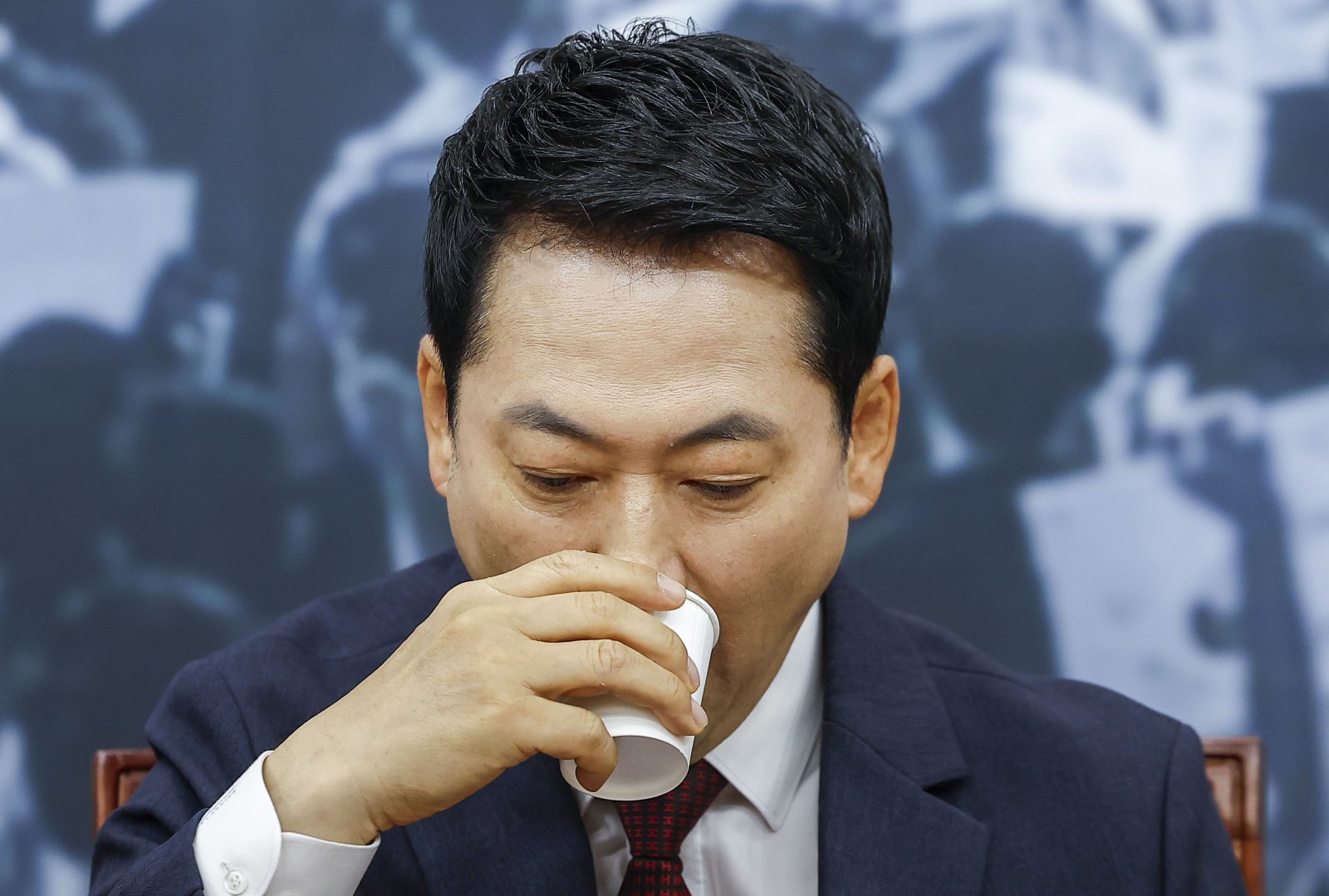 장동혁 “의총서 어떤 결정을 하든 사퇴 안한다”…퇴진 압박 일축