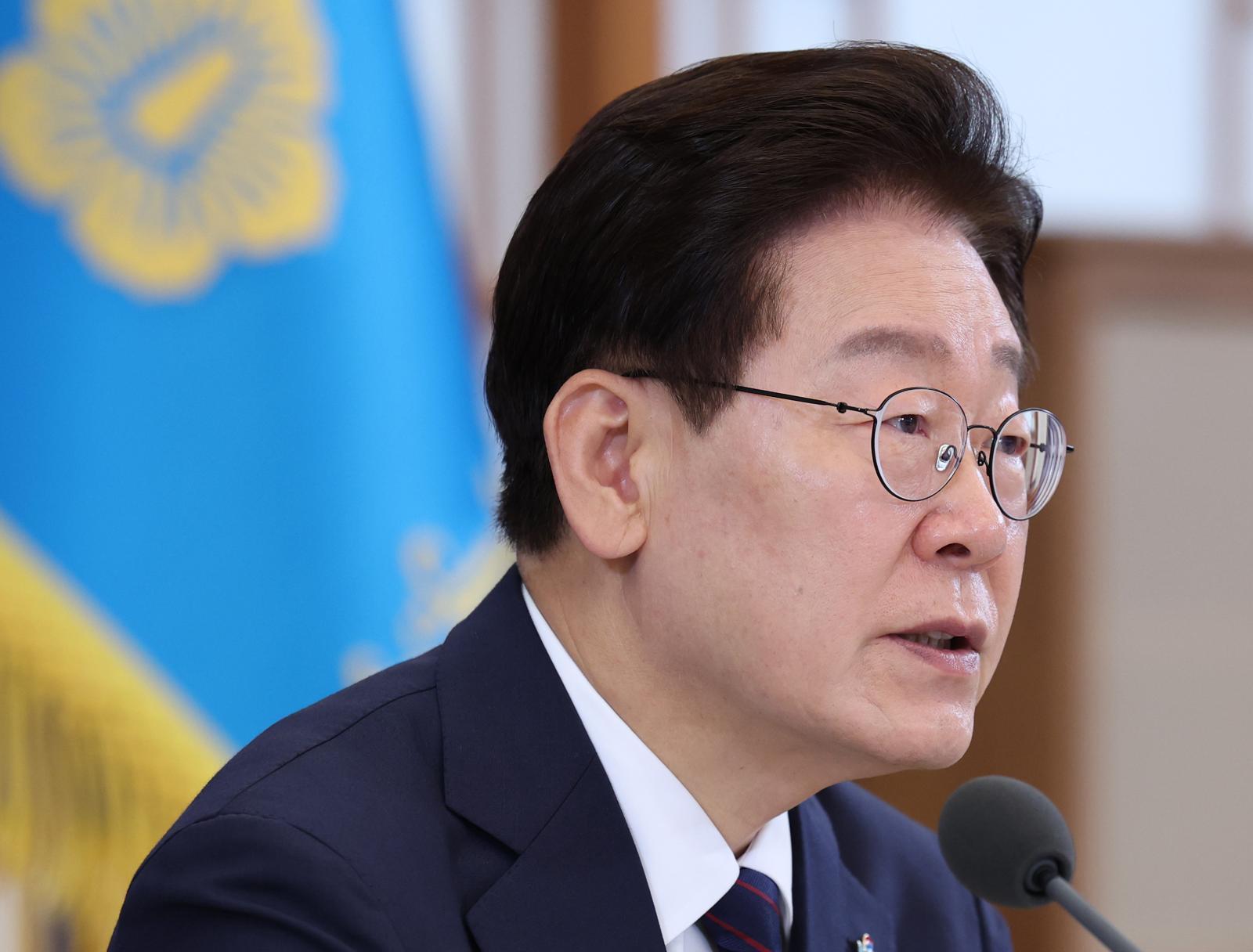 李, 내달 1일 與원내대표단과 만찬…입법 과제 등 논의할 듯
