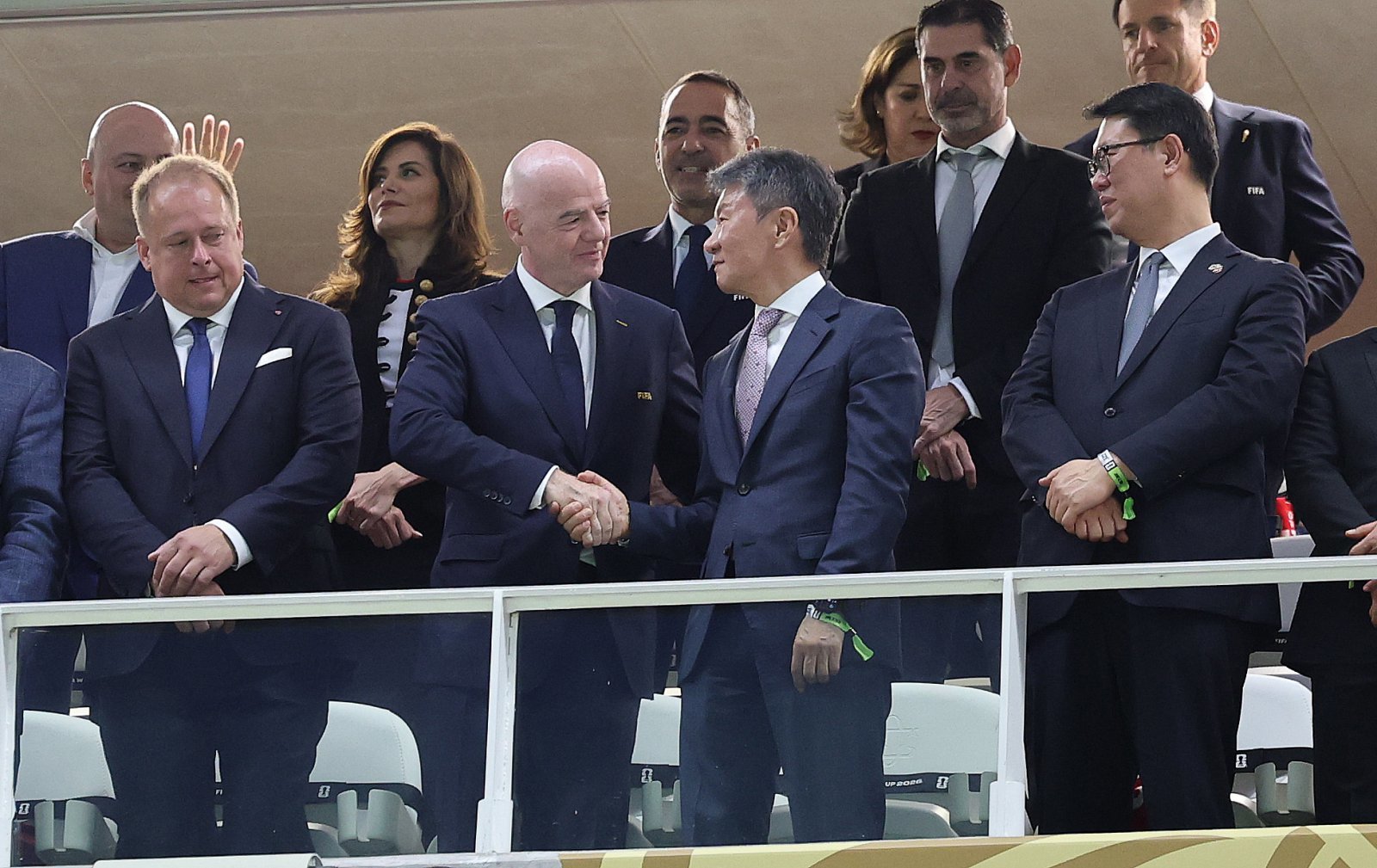 ‘홍길동’ FIFA 회장, 17일간 5만㎞ 비행…온실가스 배출 논란