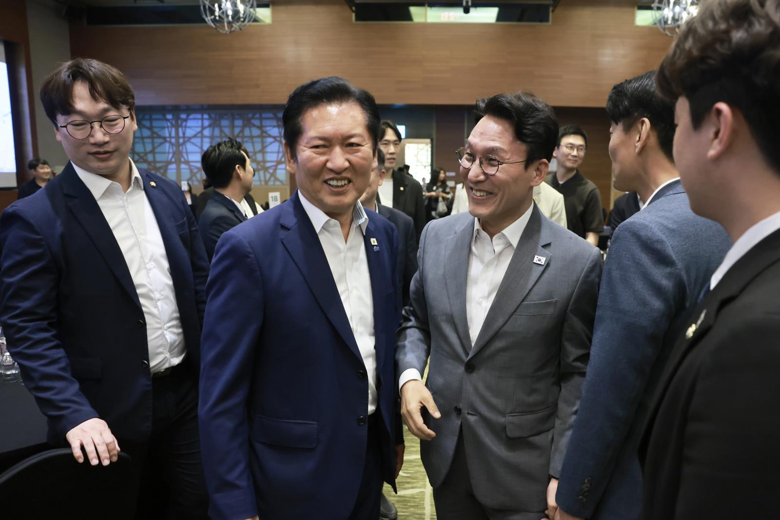 김민석 ‘1인1표제’ 비판에, 친청 “당원 주권 폄하” 공세