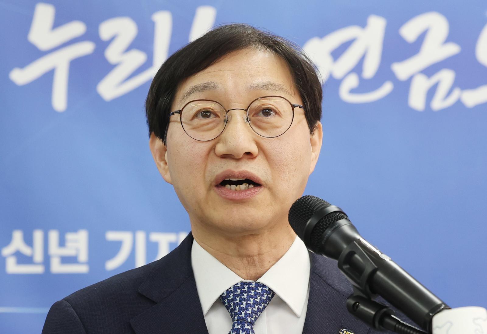 국민연금 이사장 “리밸런싱, ‘매도 폭탄’ 될 가능성 제로”