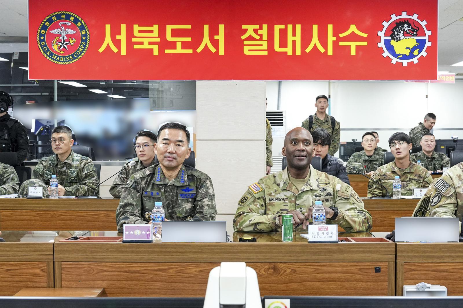 한미 軍 ‘12스타 미팅’… 연합훈련 앞 돌연 연기