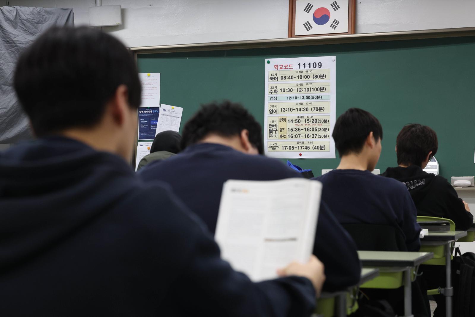 내신 5등급제 첫해, ‘큰 학교’로 쏠렸다…300명 이상 일반고 진학 31%↑