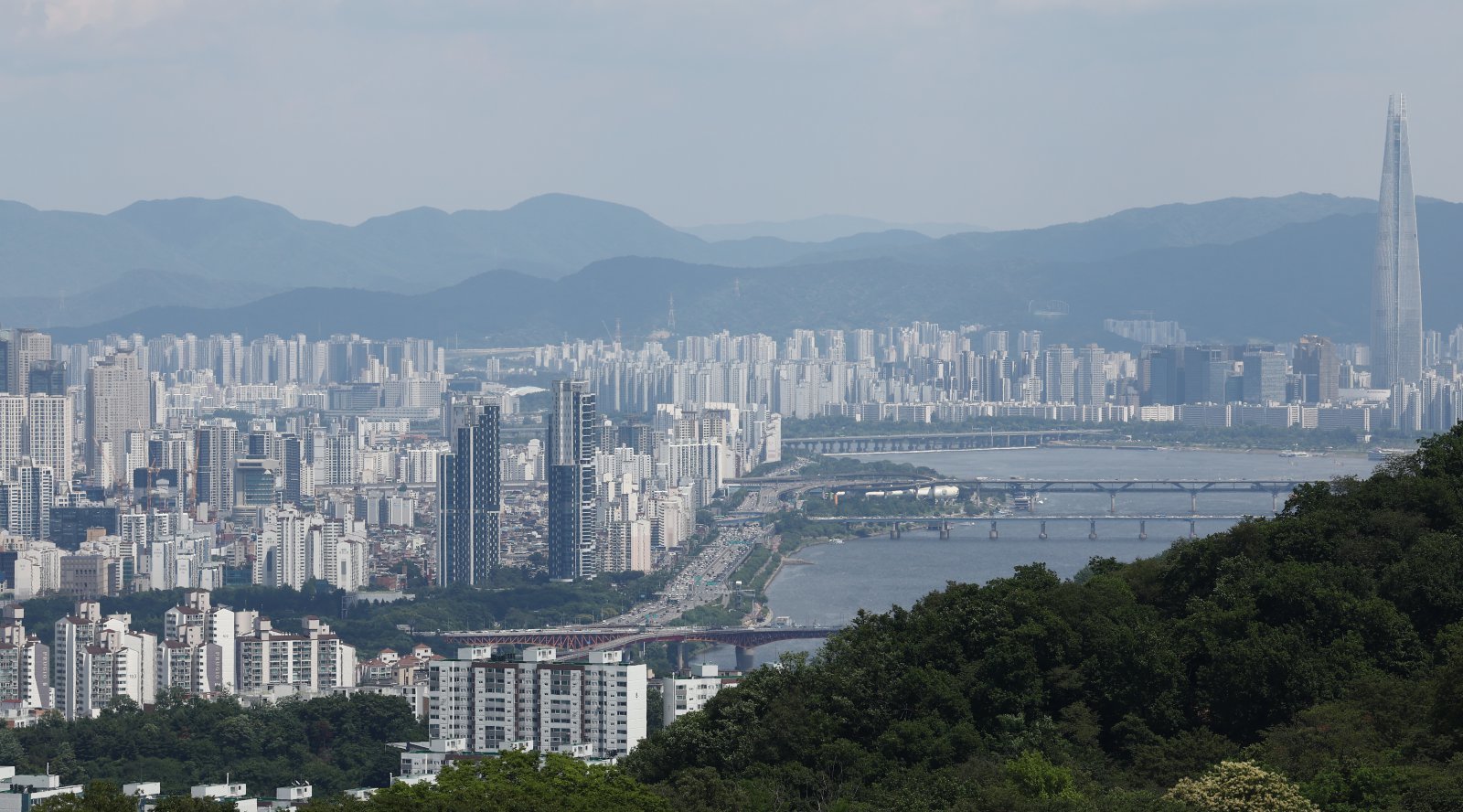 “고삐 풀린 금리” 주담대 8%대 넘본다…보금자리론도 5%대로 뛰었다