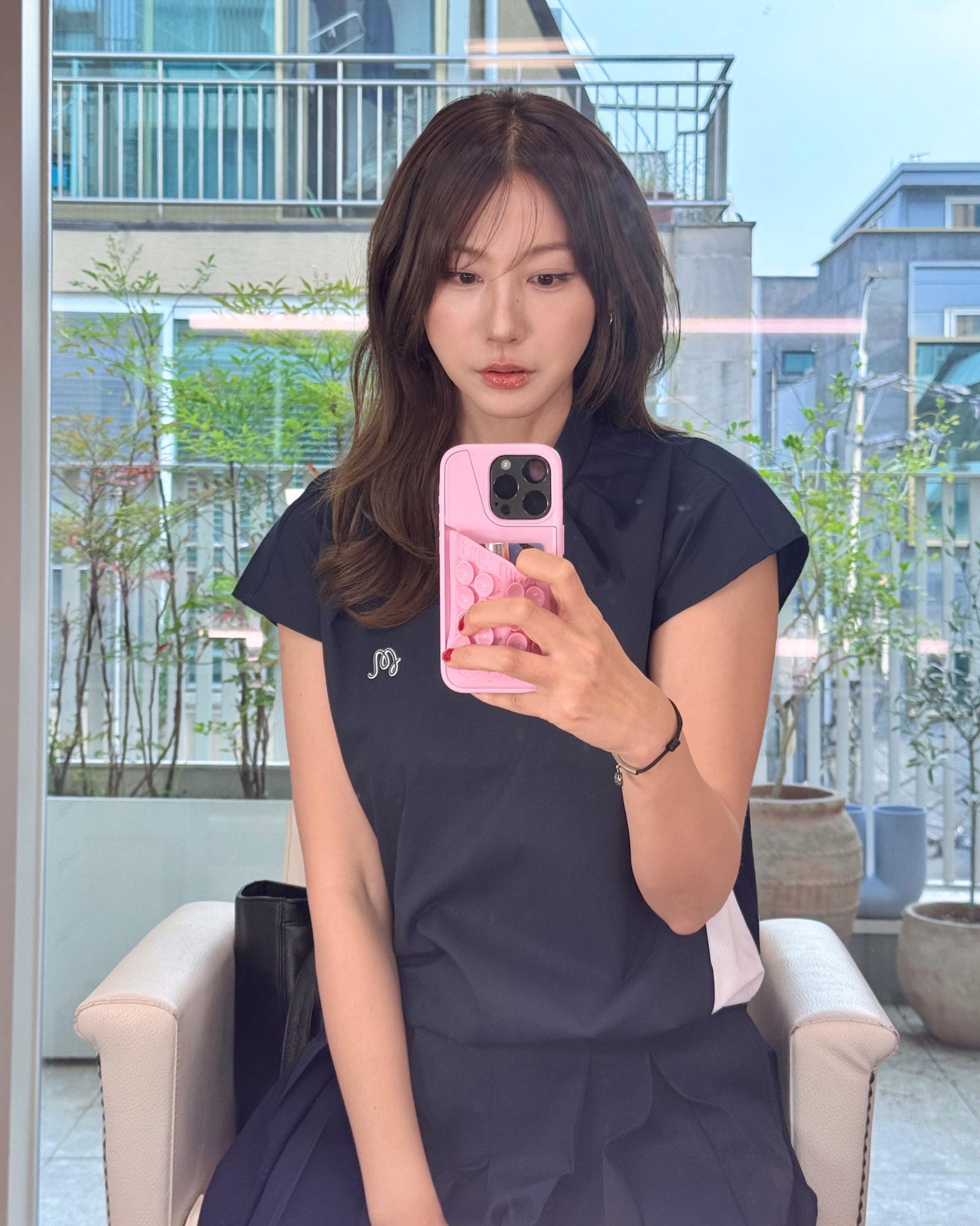 유인영, 편한 차림에도 돋보이는 비주얼…열일하는 미모