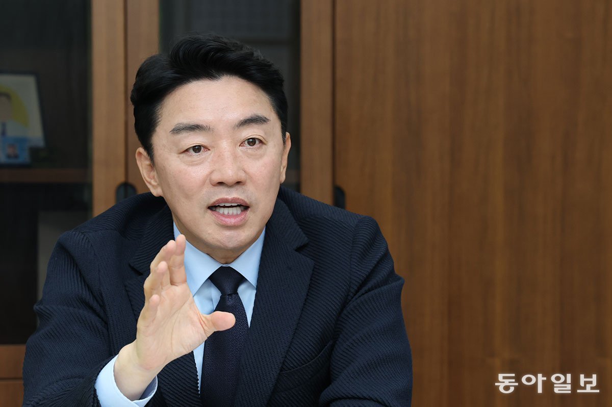 “초고가 주택 기준-보유세 정부 방안, 이달 부동산 토론회 올려 논의할 것”