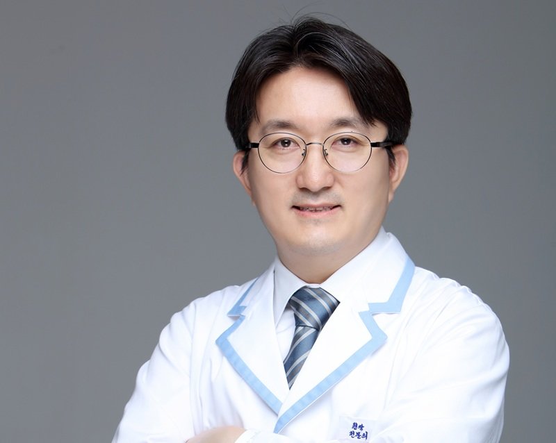 박재현 포에버의원 시흥점 대표원장 / 출처=IT동아