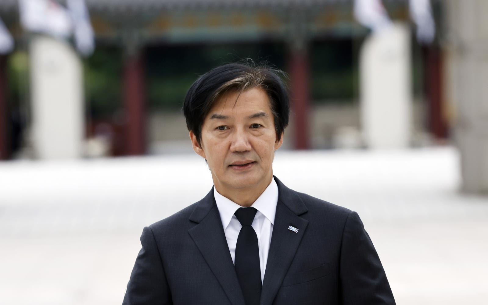 ‘일베 구별법’ 조국, 이번엔 ‘김부장’ 원작자 때려…“5.23 사용 의문”