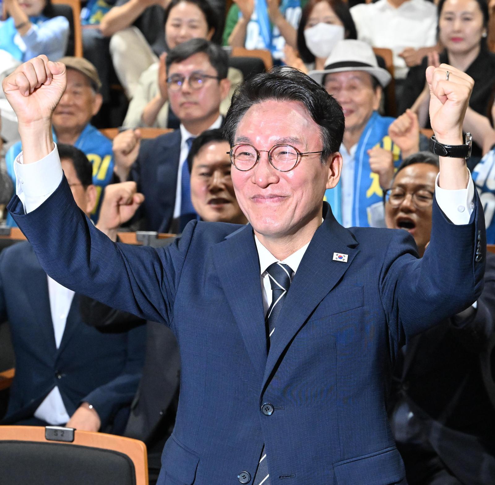 김민석 “이성윤 감기약 발언, 국힘서 얘기한 줄”…박범계도 “이게 그분의 인격이냐”