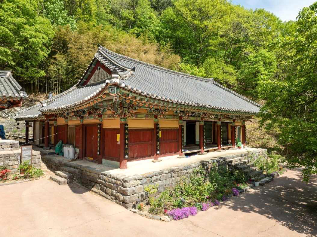 금산 영천암 무량수각. 국가유산청 제공