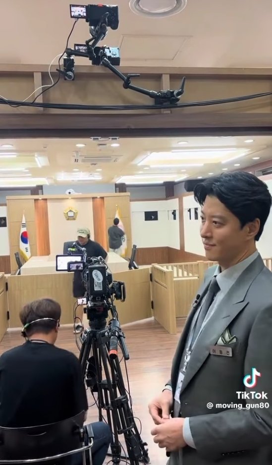 ‘제주 카페 휴업’ 이동건, ‘이숙캠’ 촬영 현장 공개