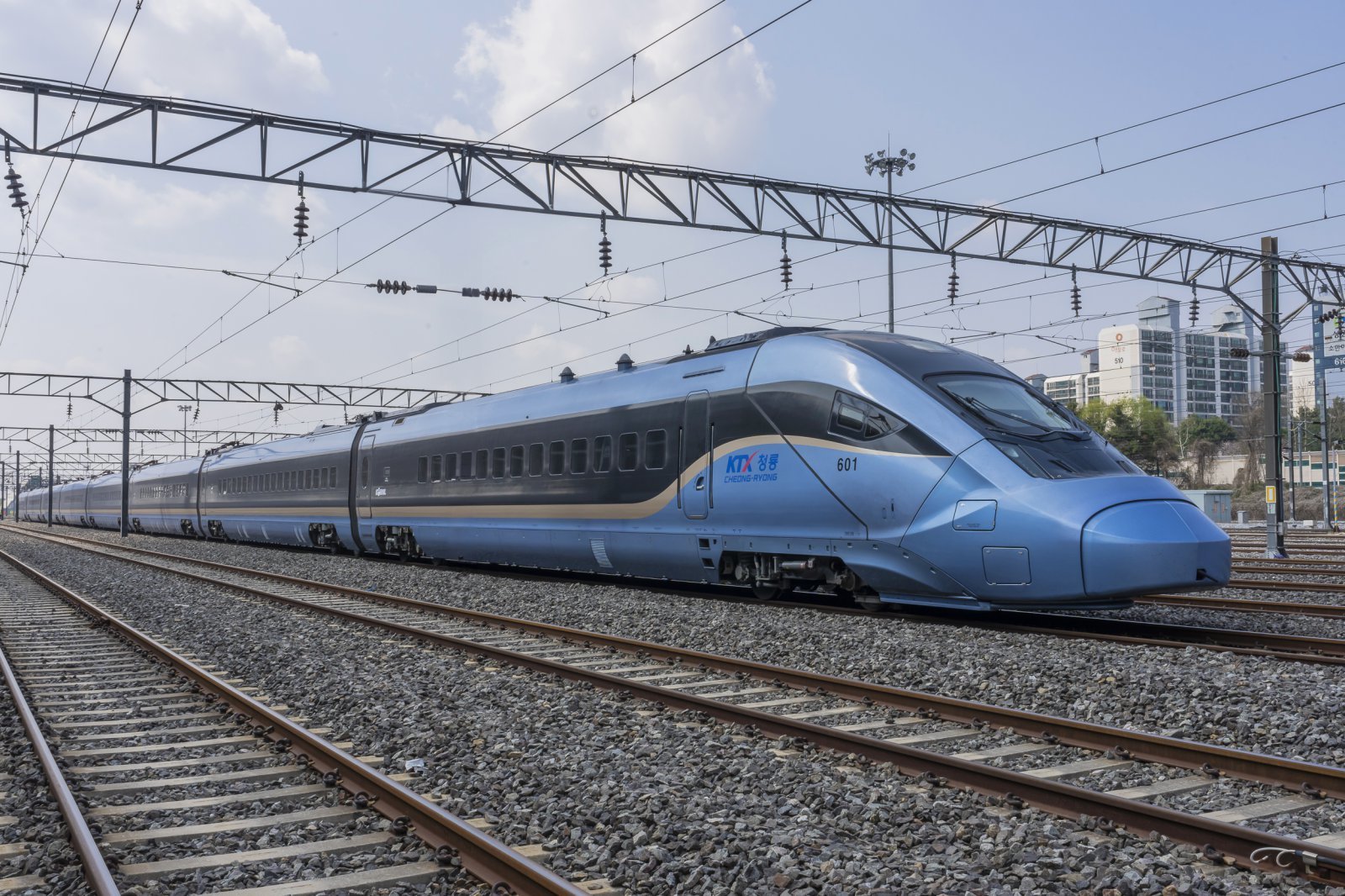 시속 320㎞·1000석…5조원 ‘차세대 KTX’ 예타 통과