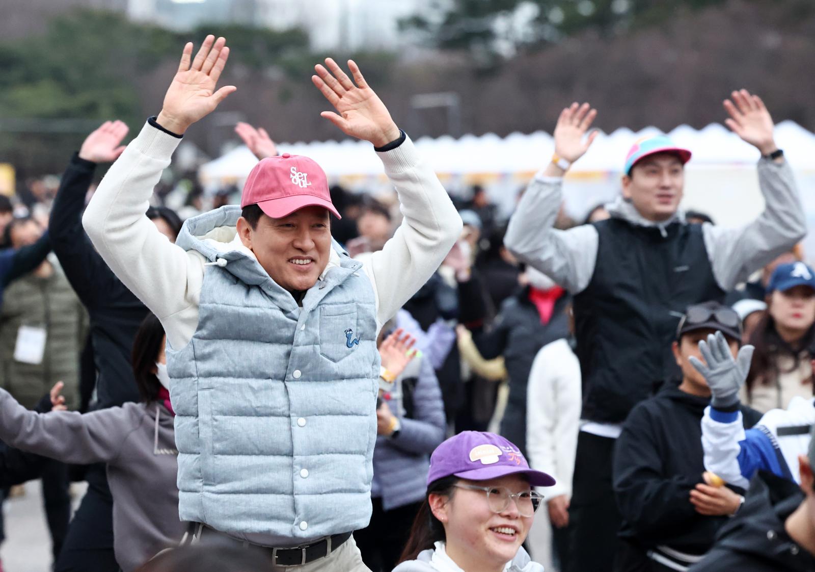 주말 아침 마포대교 걸어요…서울시 ‘쉬엄쉬엄 모닝’ 12일 재개