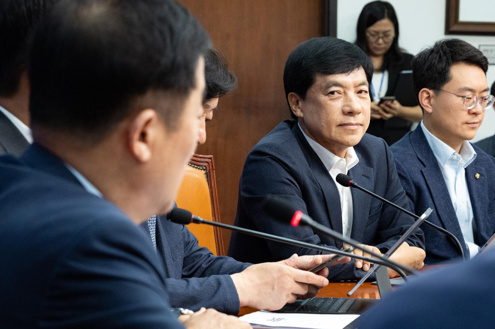 與 ‘선호투표제’ 도입에…친청계 “명백한 당헌·당규 위반” 반발