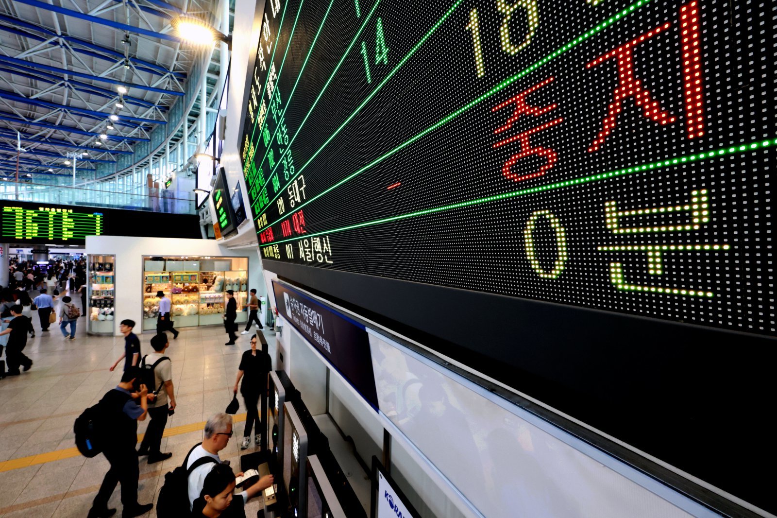 경부선 서울행·충북선 일부 열차 운행 재개…일부 지연 지속