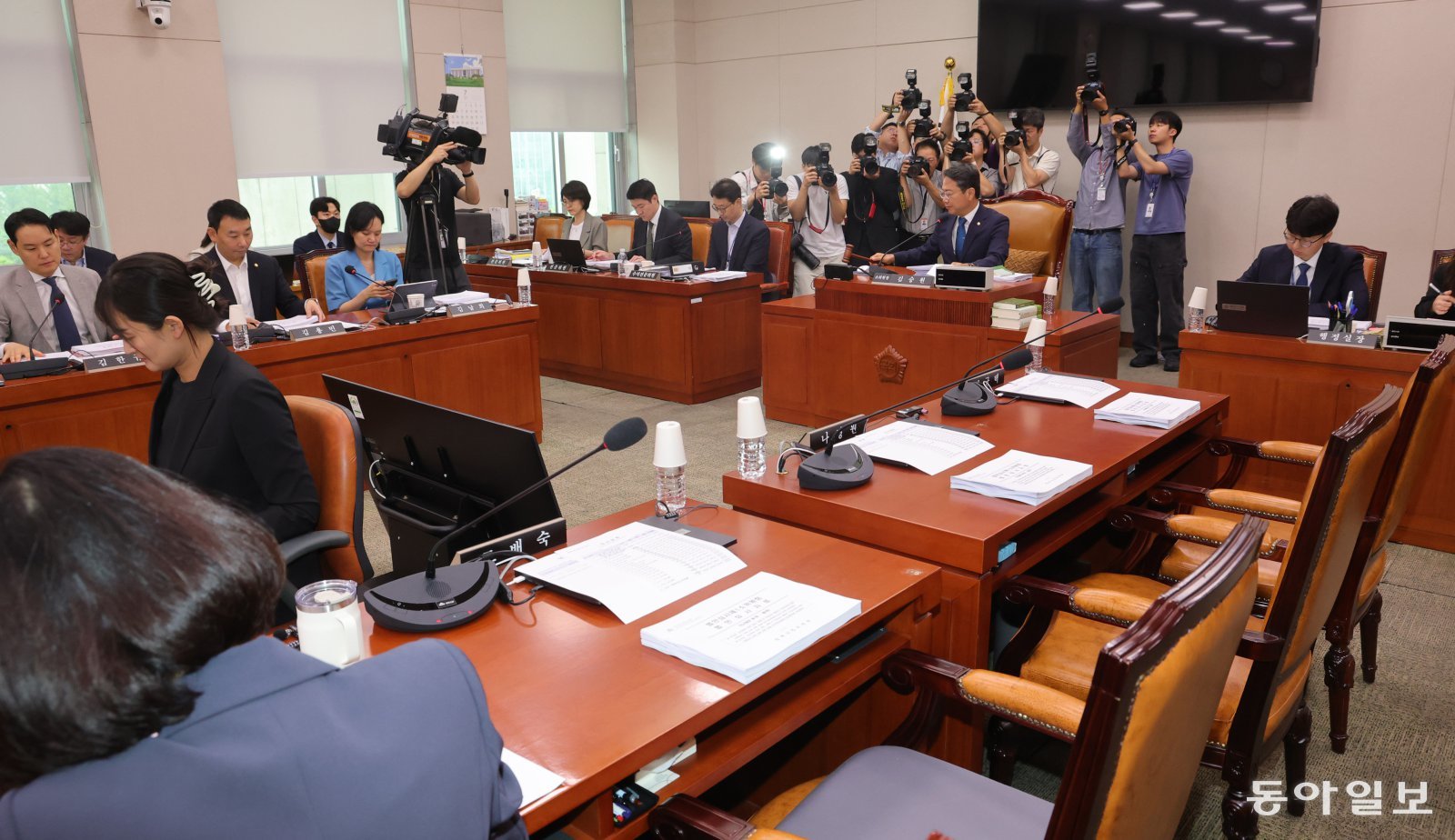 與 ‘보완수사권 폐지’ 속도전속, 내부선 “부작용 우려” 신중론 확산