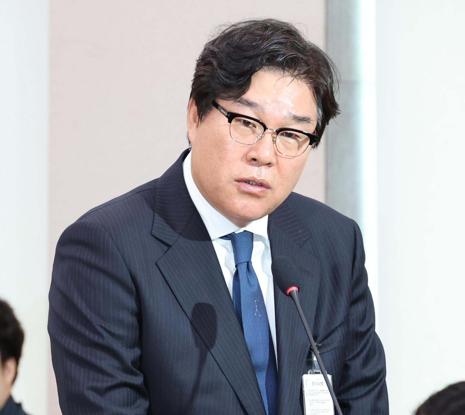 김성태 ‘대북송금 뇌물’ 재판 다시 받는다… 2심, 공소기각 파기