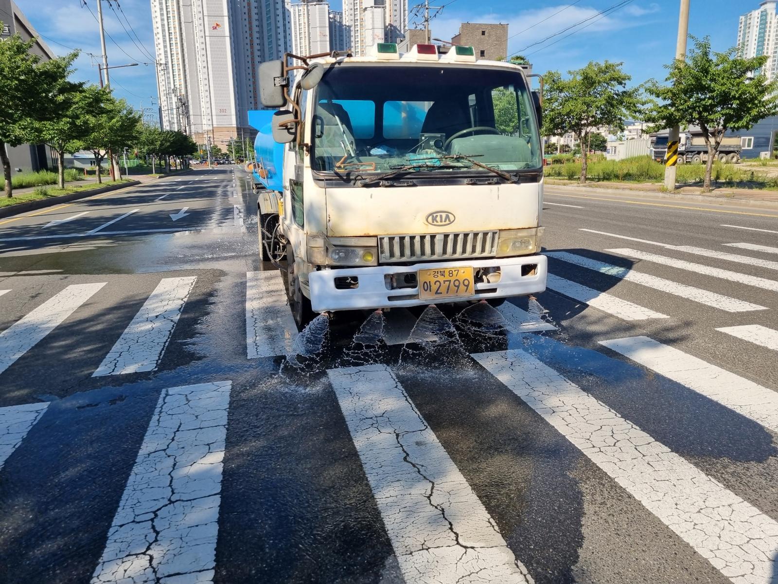 고기압 이불 두겹 덮은 한반도…푄 현상 덮친 경북엔 폭염중대경보