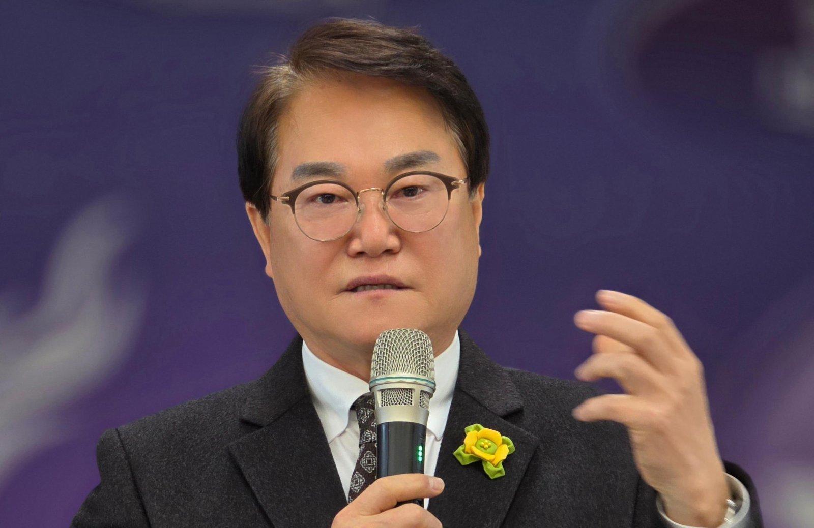 ‘비위 수사-낙선’ 김하수 前청도군수 숨진채 발견