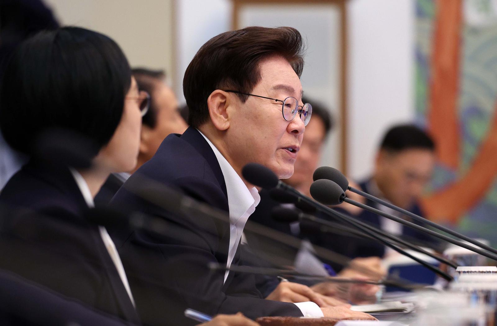 李 “올해 잠재성장률 3%, 무역 4강, 국민소득 5만달러 달성을”