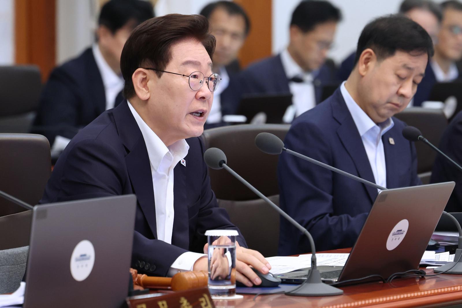 李대통령 “특정범죄만 촉법연령 1살 하향, 너무 미약…다시 토론해보자”