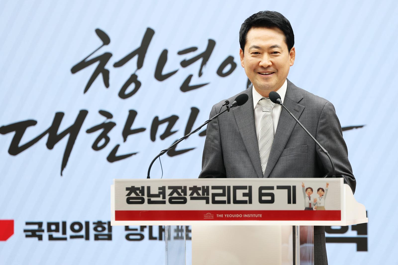 친한계 “장외정치 장동혁, 사심정치 넘어 홀로정치”