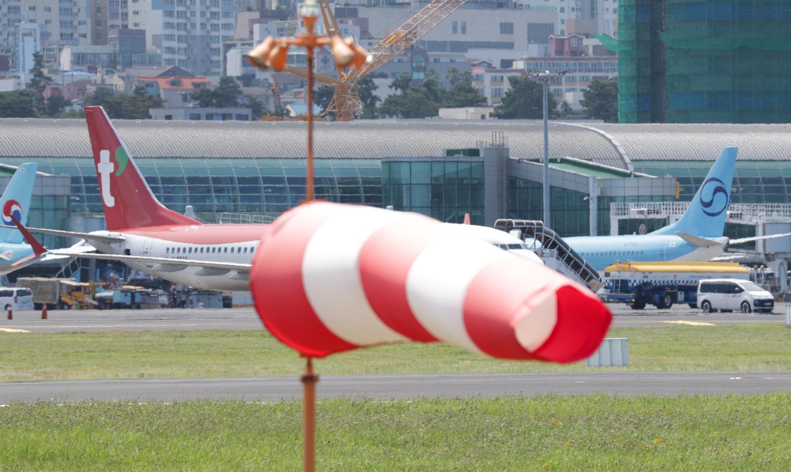 Jeju Island on Alert for Strong Winds, Potential Flight Disruptions