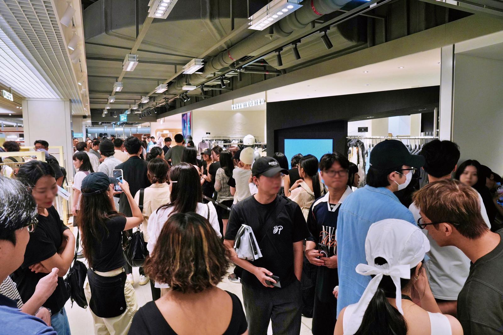 롯데백화점 본점 ‘키네틱 그라운드’ 1년… 2030·외국인 사로잡은 K콘텐츠 플랫폼