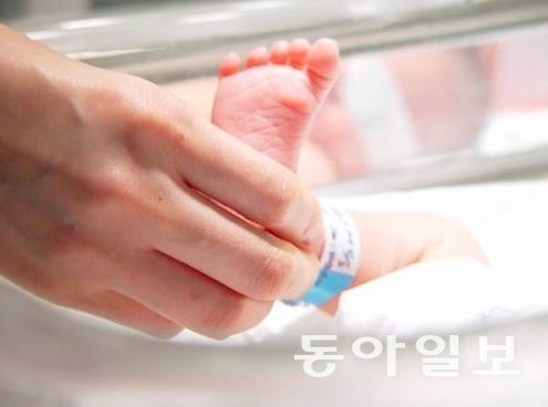 신생아분과 전문의 240명중 65%는 수도권에… “인력난 지쳐 지역병원 떠나”