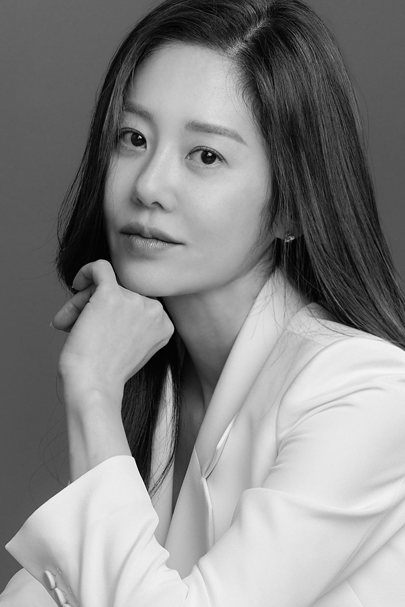 고현정, 現 소속사 아이오케이이엔엠과 재계약 “든든한 동행 계속”