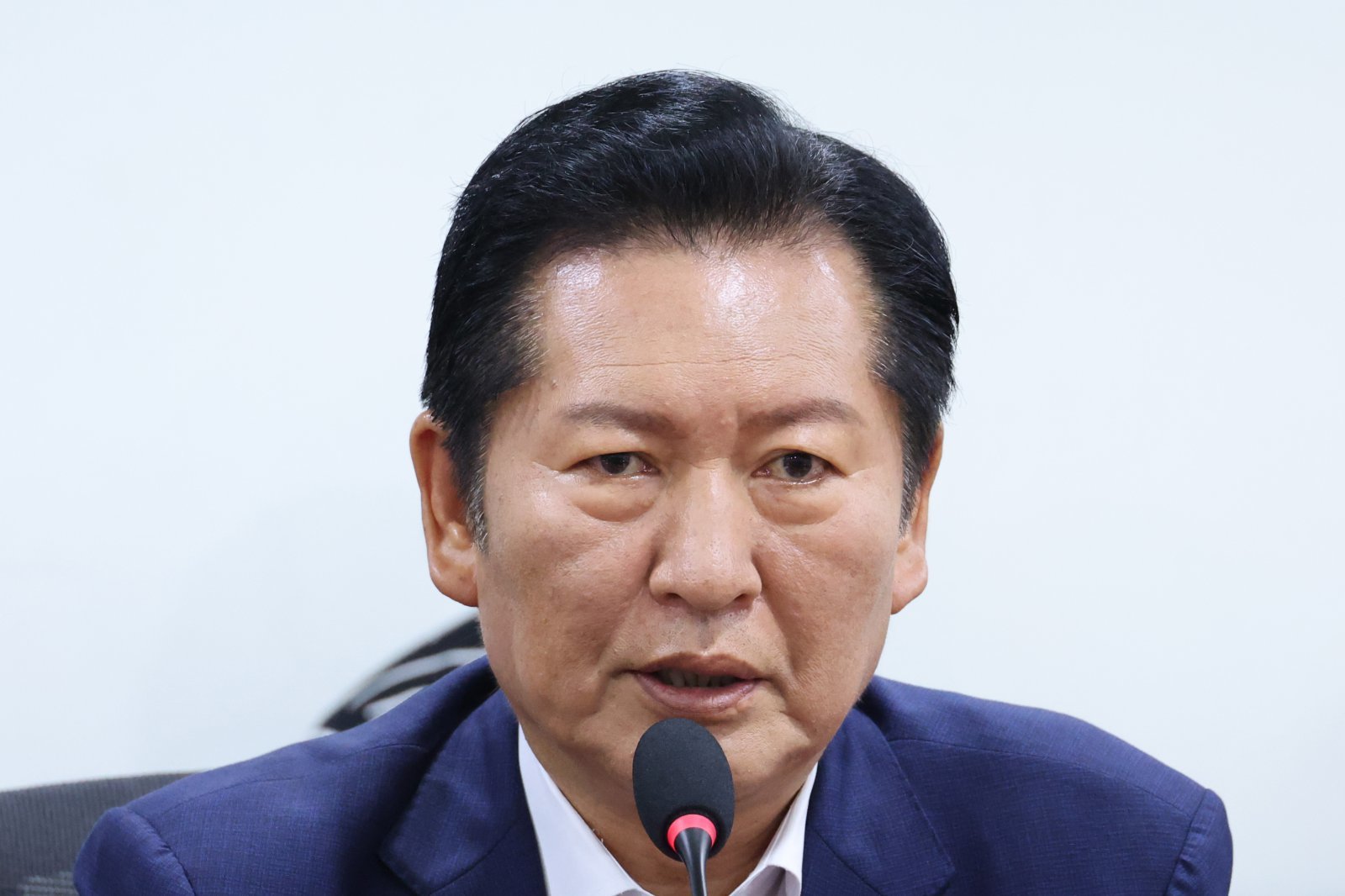 정청래 “경찰 못믿는다고 검찰에 수사권? 대국민 약속파기”