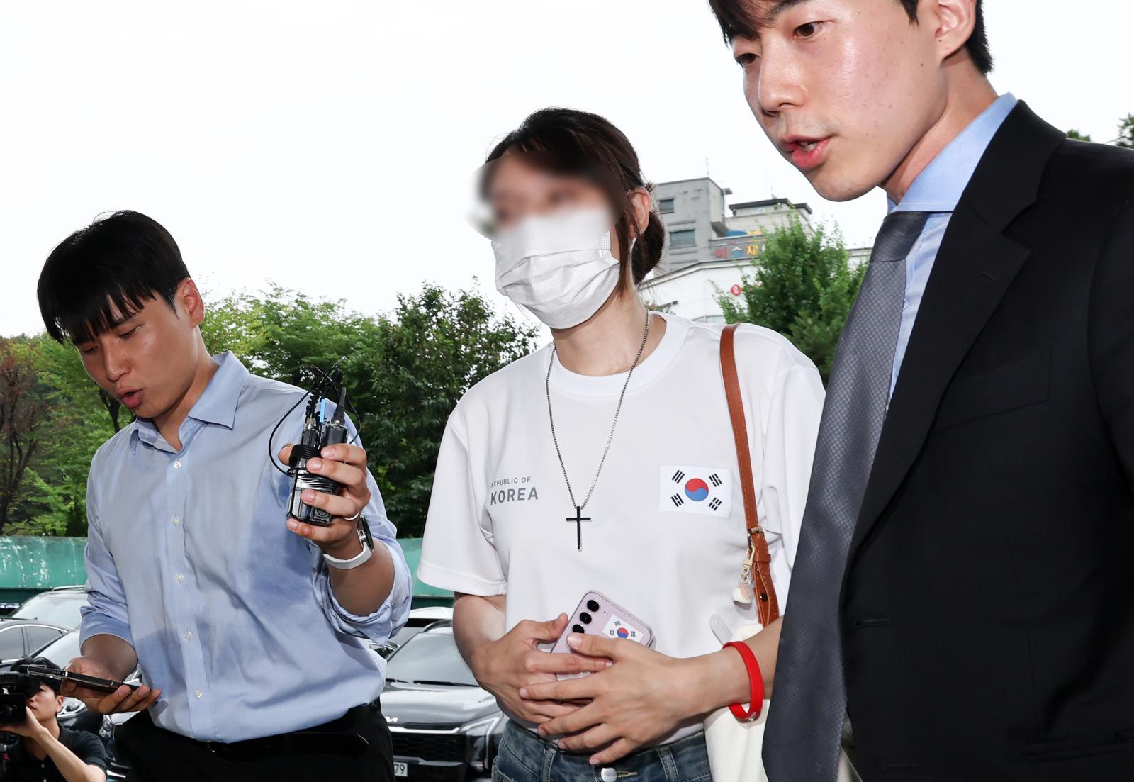 Police Seek Arrest Warrant for Woman Who Blocked Seoul Vote Counting Center