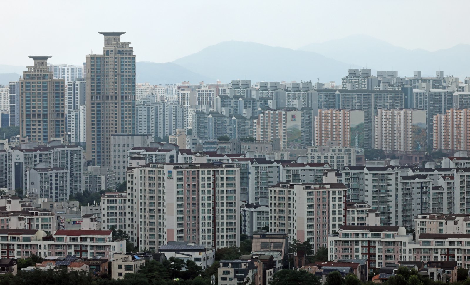 Housing Prices Rise in Non-Regulated Areas as Regulations Tighten Elsewhere in Gyeonggi
