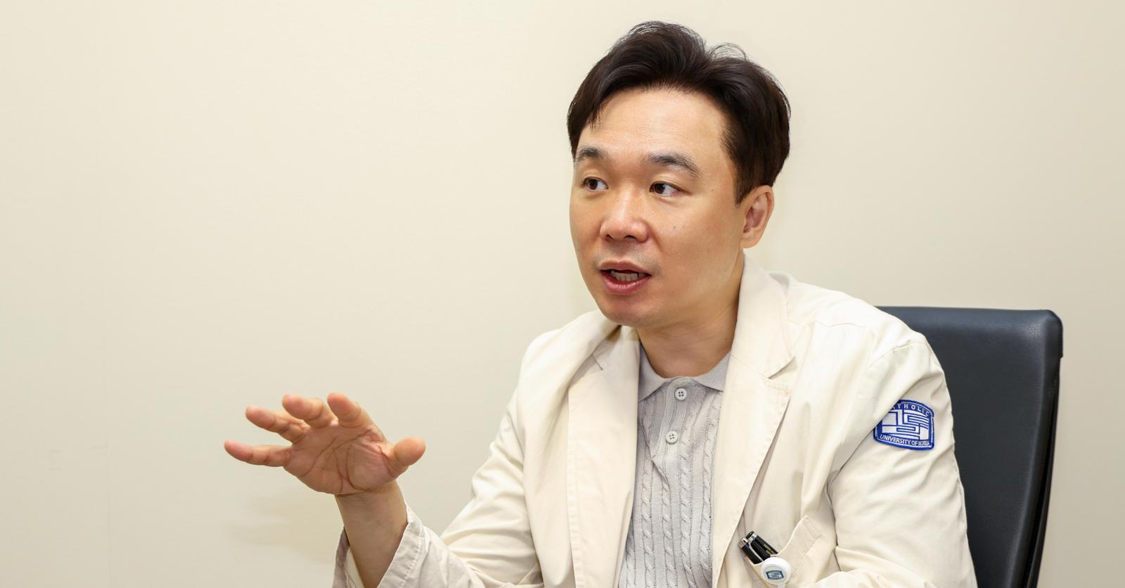 “쉰 목소리, 입속 궤양, 목의 혹… 3주 지나면 두경부암 의심하라”[베스트 닥터의 베스트 건강법]