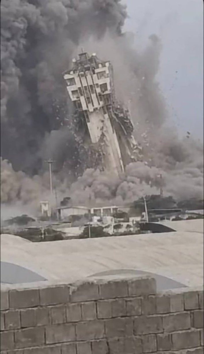 U.S. Military Successfully Destroys Iranian Surveillance Tower in Strait of Hormuz