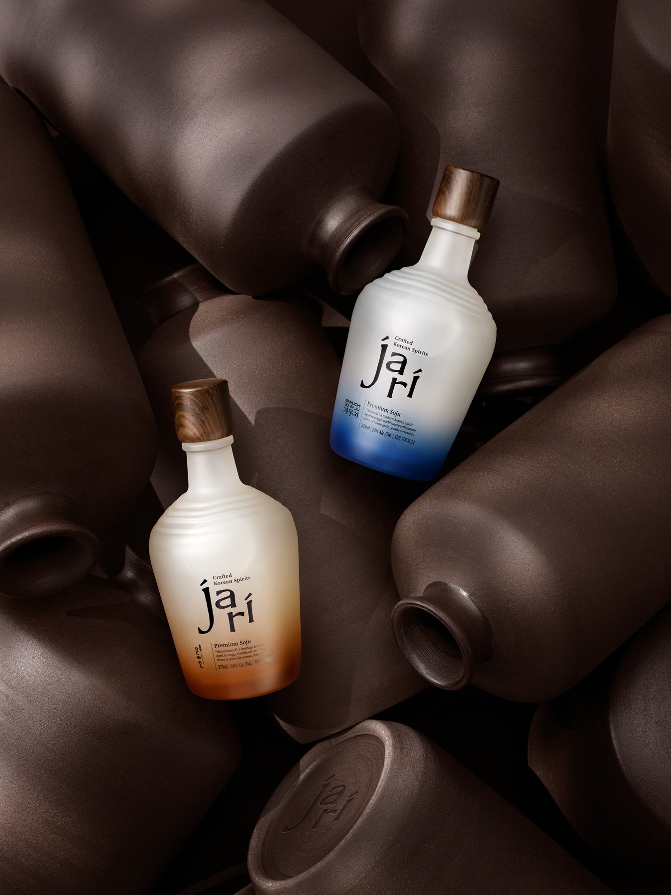 CJ제일제당이 지난해 11월 상표권을 출원한 프리미엄 증류주 브랜드 ‘jari(자리)’ 신제품 2종. CJ제일제당 제공