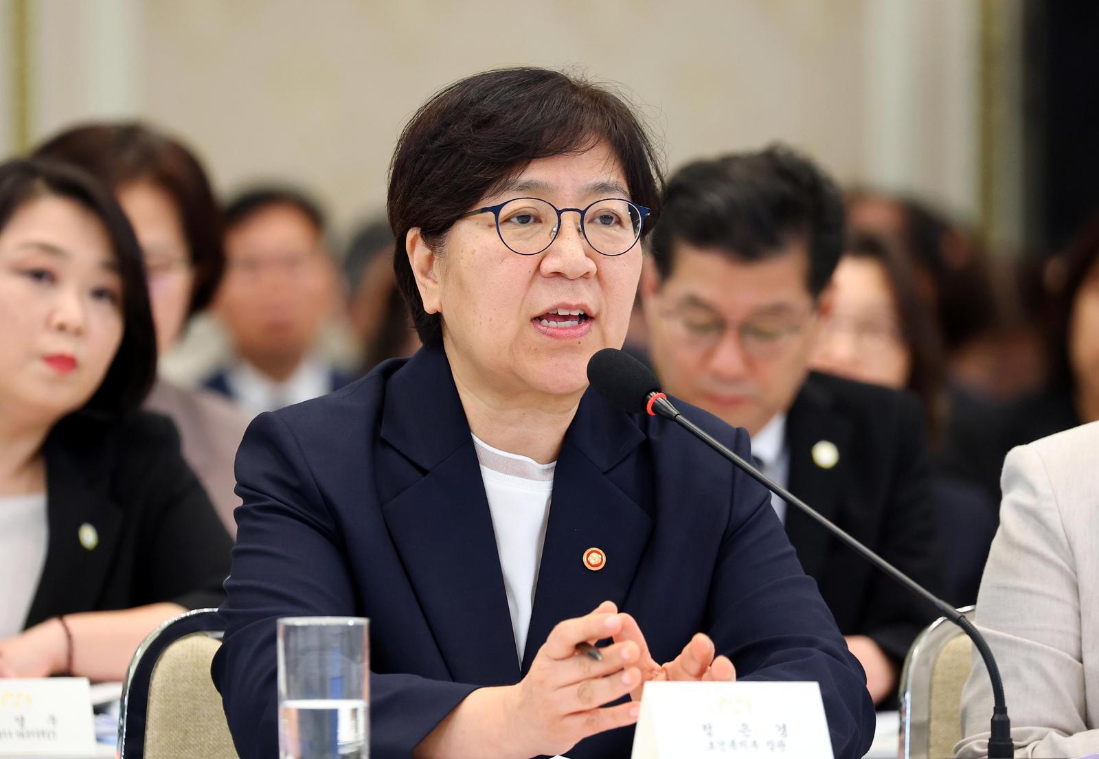 정은경 보건복지부 장관이 16일 청와대 영빈관에서 열린 ‘삶으로 체감하는 대체불가 대한민국-국민과 함께하는 두 번째 업무보고’에서 발언을 하고 있다. (청와대통신사진기자단) 2026.07.16 서울=뉴시스