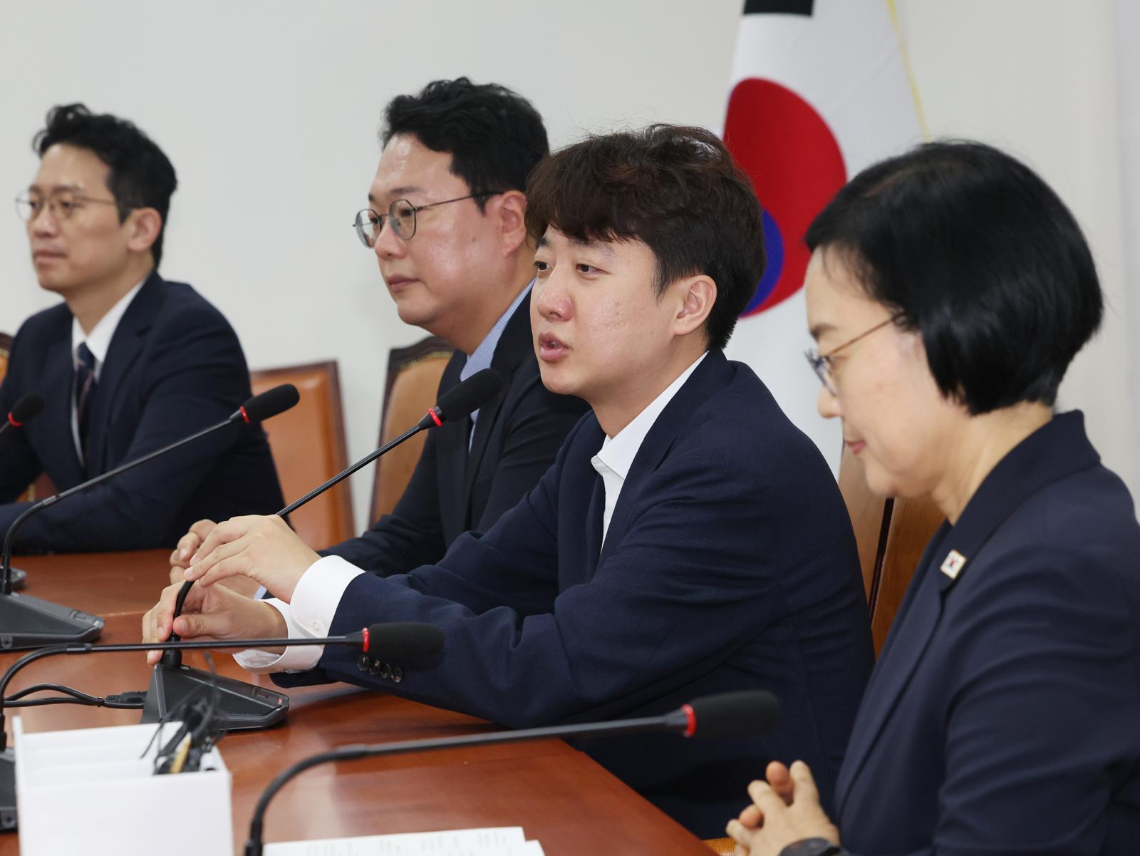 이준석 “부동산 대책, 세금 인상 아닌 대출 정상화여야”