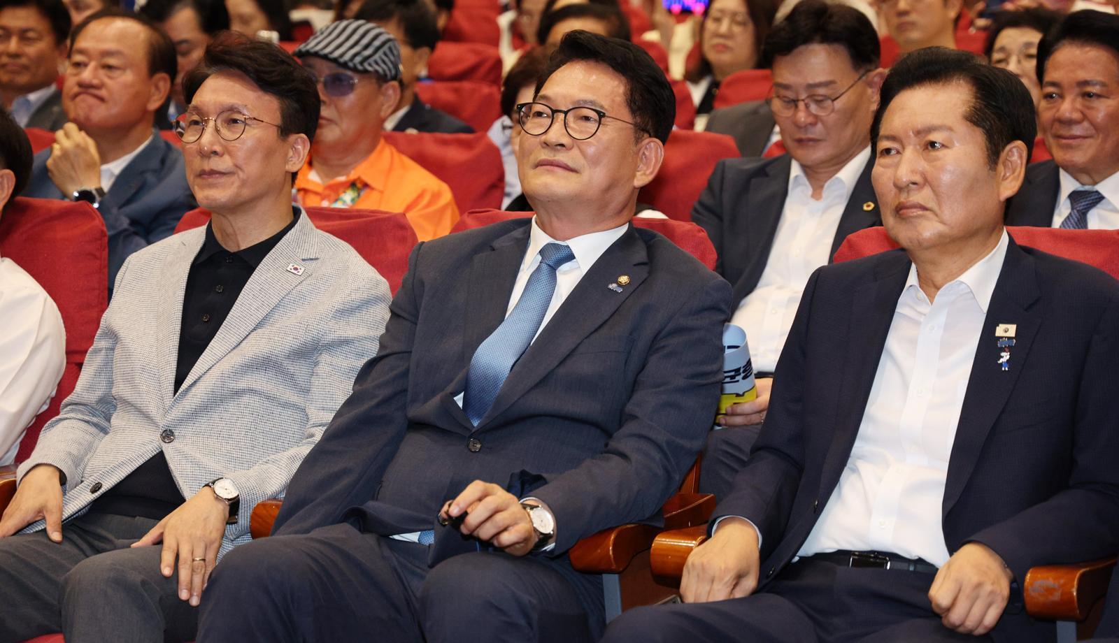 정청래 “반명 올리는 자가 반명”… 김민석·송영길, 鄭 때리며 반박