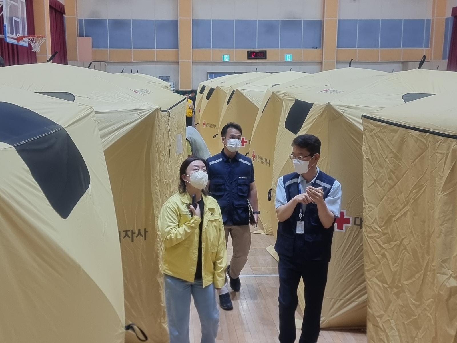 한국교육시설안전원, 쿠팡 화재 이재민 대피 학교 긴급 안전점검