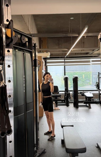 ‘검사♥’ 한지혜, 운동 얼마나 했길래…탄탄한 근육 깜짝