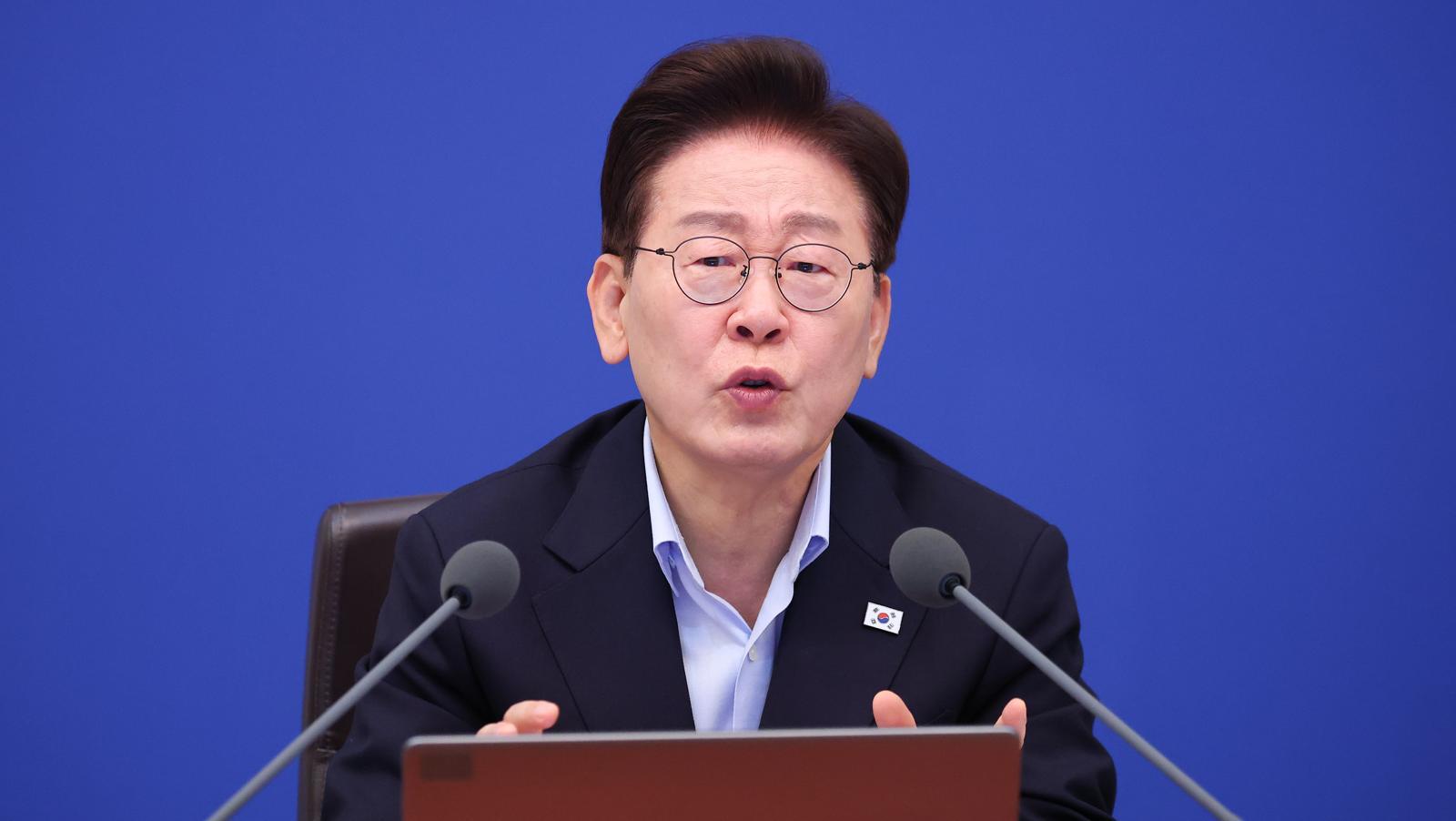 靑 “李대통령, 매수인과 사적인연 주장 사실무근”