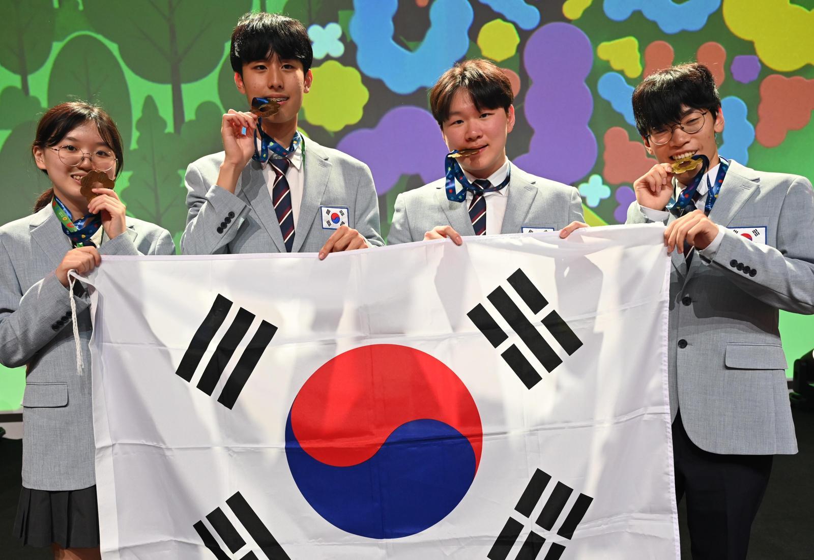 韓과학영재들, 생물올림피아드 金 휩쓸었다