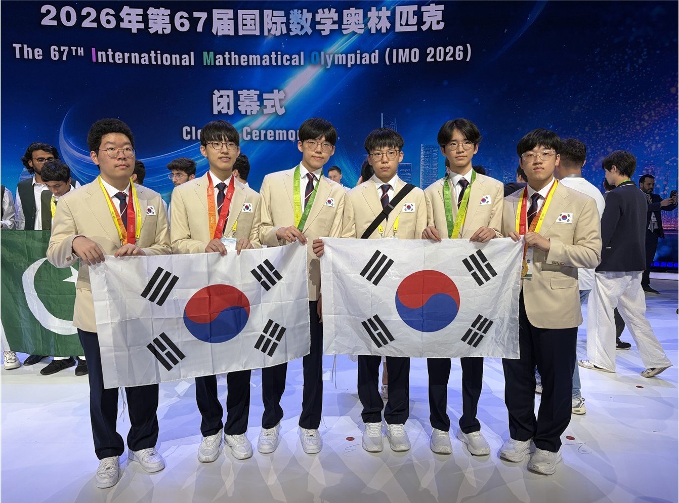 韓 수학올림피아드 대표단 전원 수상…만점으로 세계 1위 쾌거
