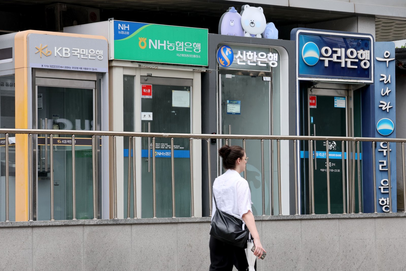 은행 대출 연체율, 2개월 연속 증가… 9년 7개월 만에 최고